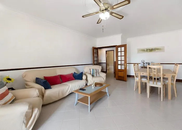 Augusta's House كاسكايس